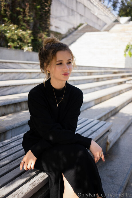 Amel Lia exclusive star archive