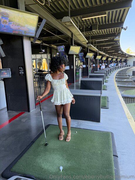 Ebonybuttspremium pretty pornstar gallery