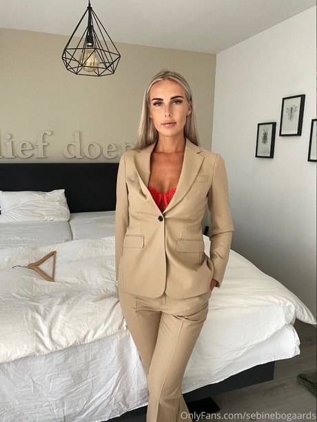 Sebine Bogaards pornstar adult pics