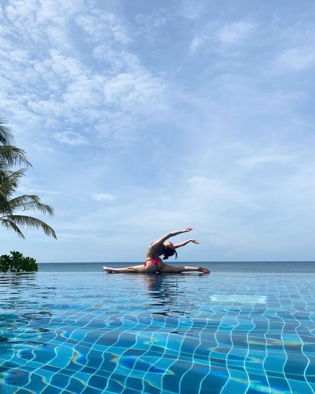 _Annysiia_ erotic model pics