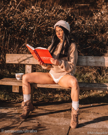 Ruth Medina pornstar nude img