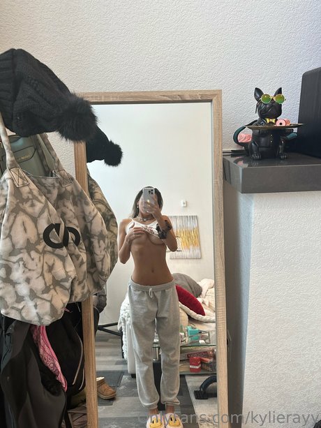 _Kylie Ray pornstar erotic image