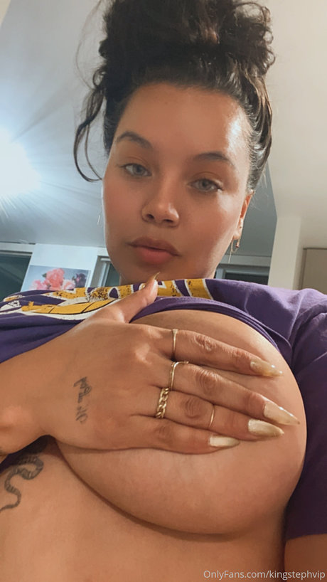 King Steph sexy pornstar picture