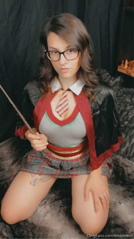 Embereon_ model xxx galleries