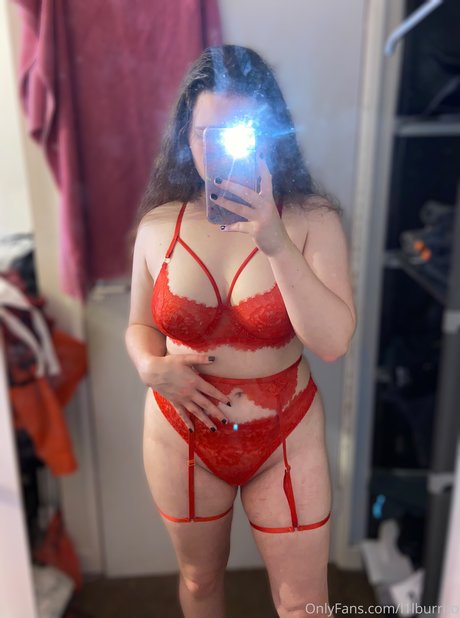 Xsarahlbx pornographic model pic