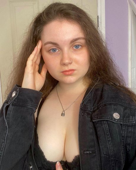 Xsarahlbx hot actress galleries