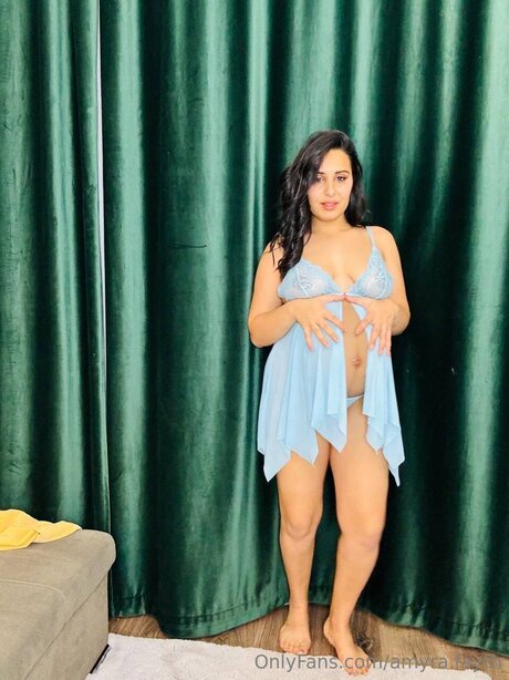 Amyra Fayth best actress photos