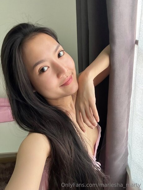 Mariesha Marty art pornstar pictures