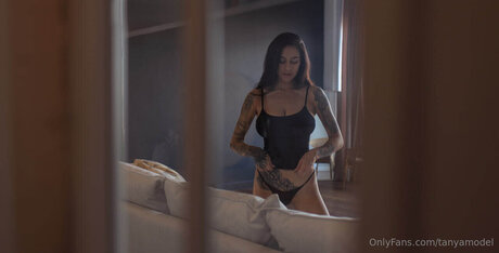 Tanyabahtina star exclusive archive