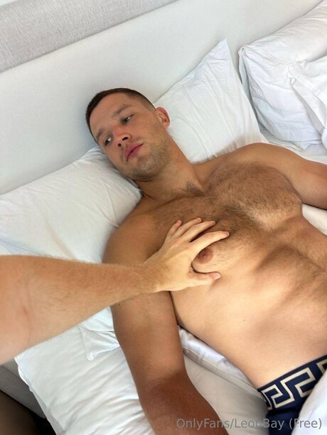 Leonbay Free pretty actress image