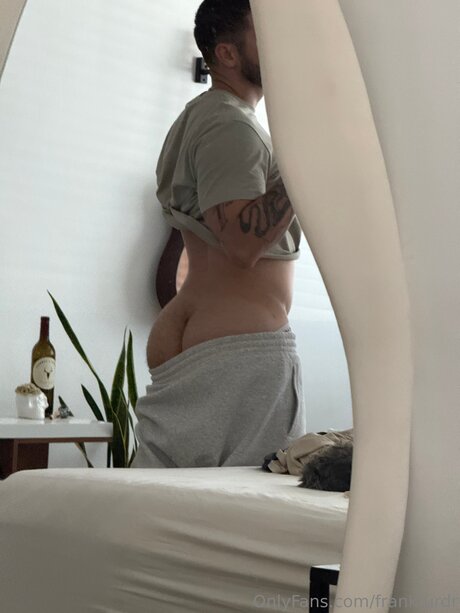 Frankfurdr model sex picture