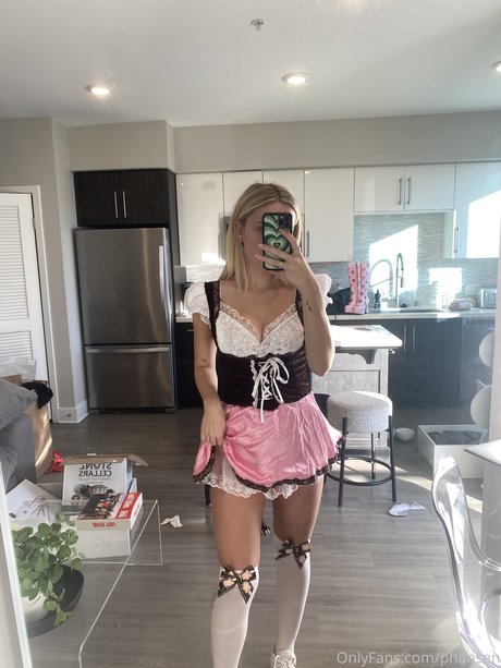 Paige Hansen star erotic picture