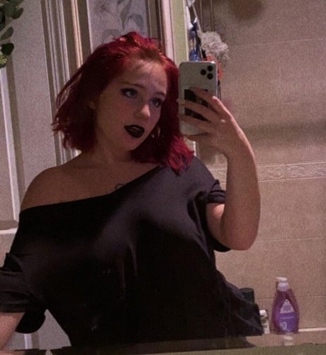 Gothicbratgf_ sex star galleries