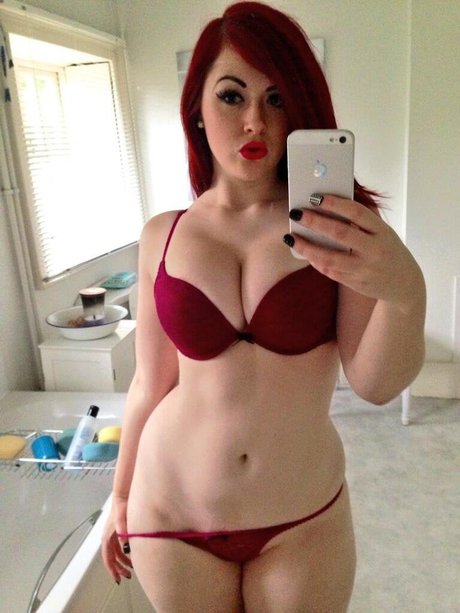 Jaye Rose nudes model pics