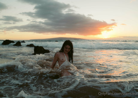 Claire Zeal naked model image