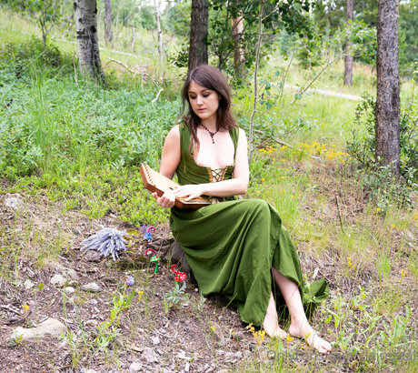 Claire Zeal model pretty gallery