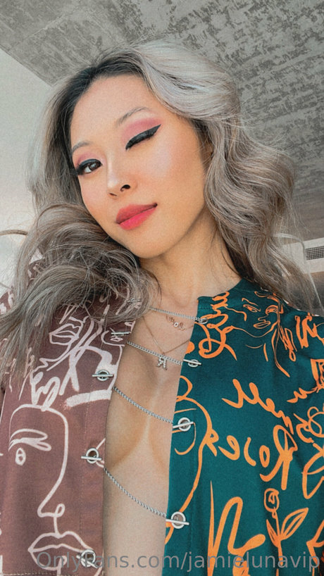 Jamie Luna star naked photo