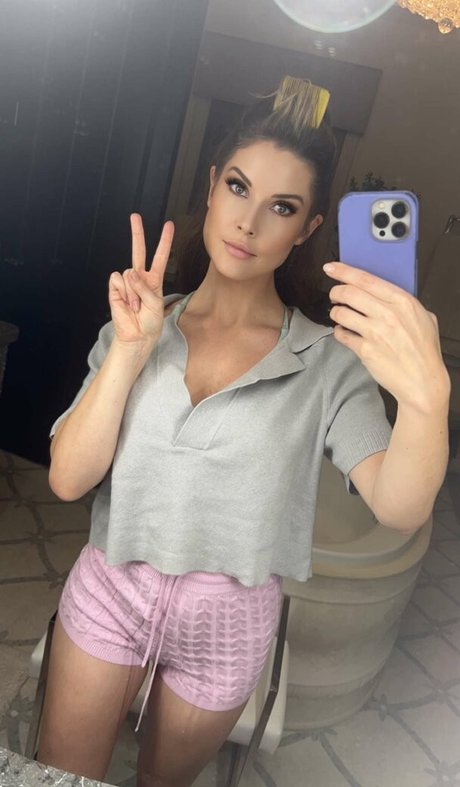 Amanda Cerny top star archive