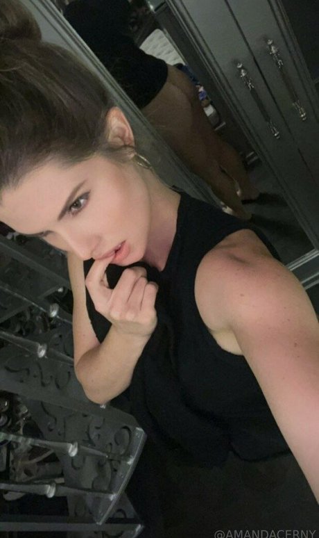 Amanda Cerny free pornstar img
