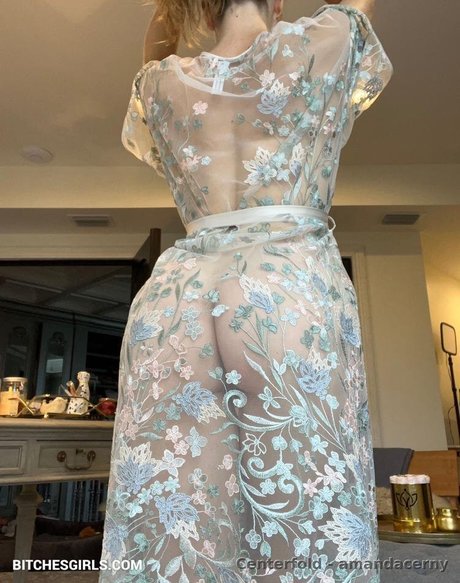 lesbian squirt onlyfans free archive