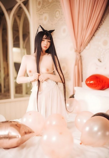 Raku nude model pics