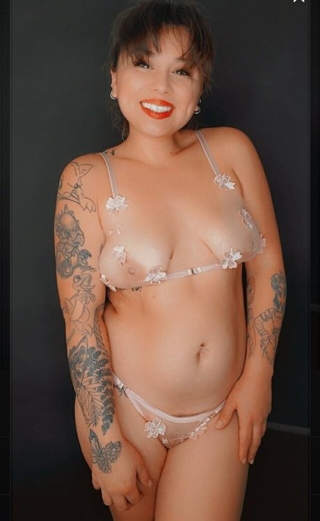 Zumbieallure star top photos