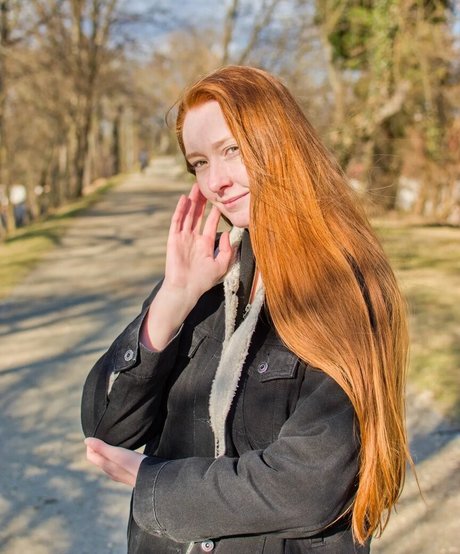 zrziii98 model top images