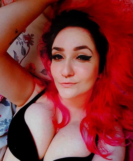 Zuzu Cosplay pornstar sex pics