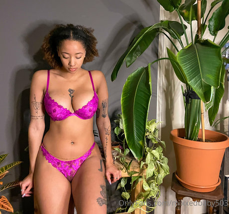 Mixxedbaby503 naked pornstar gallery