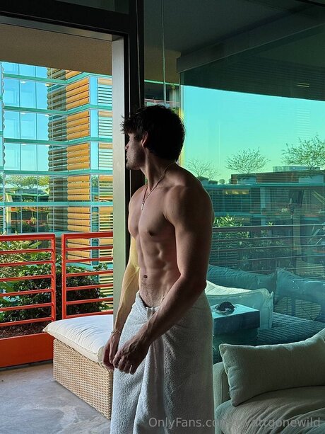 Wyattgonewild xxx star img