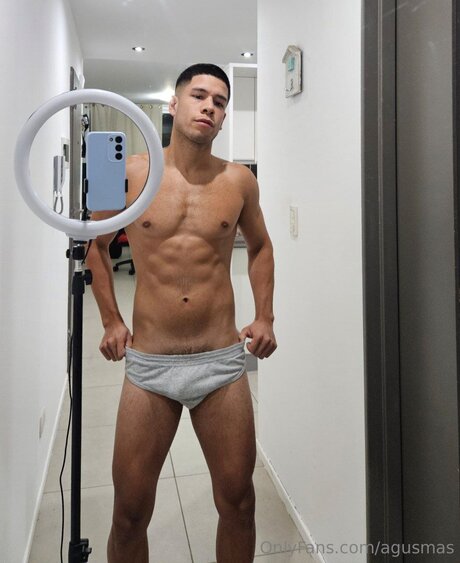 Agusmas art star gallery