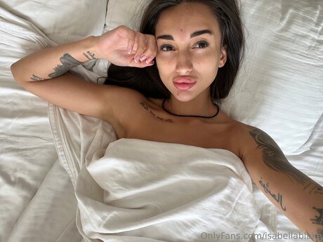 Krisskiss69 naked model photos