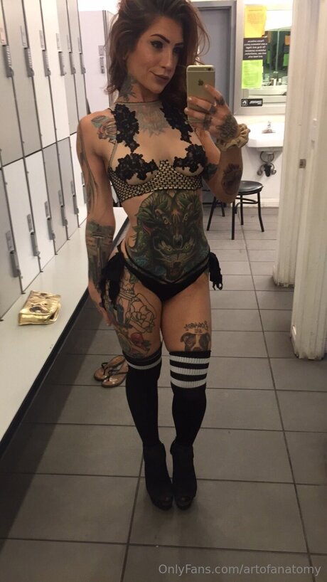 Artofanatomy model nice picture