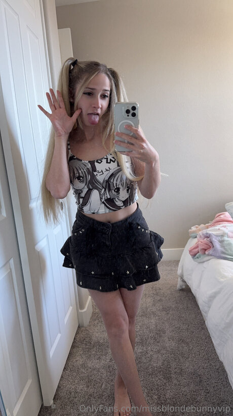 Missblondebunnyvip exclusive model galleries