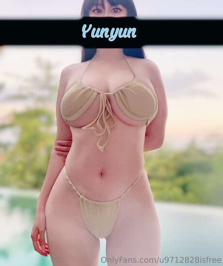 U9712828isfree adult star img