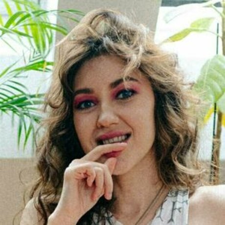 Annie Opium xxx actress pics