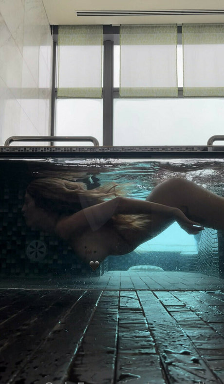 Eva Cadiza hot model pics