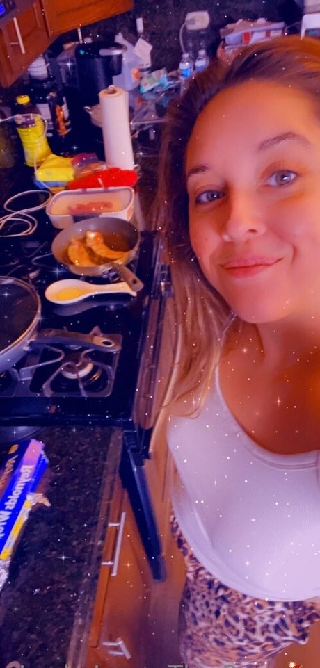 Layla Jones star hd img