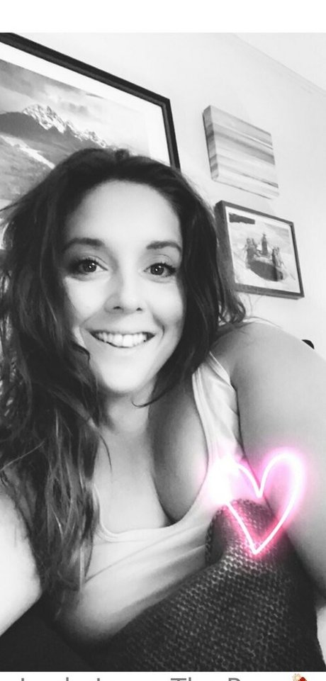 Layla Jones star sexy images