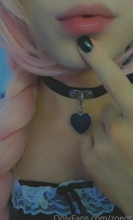 zoeqt beautiful pornstar photo