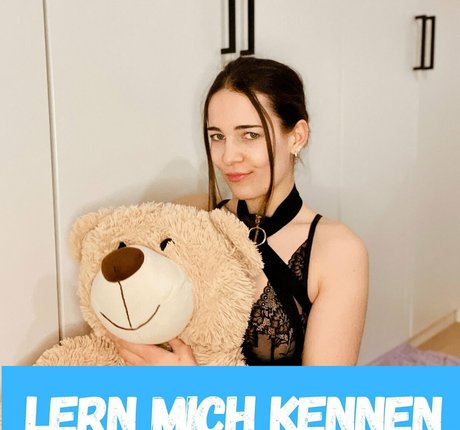 zoenafree model best galleries