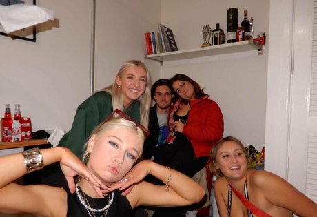 Zoe H best star photos