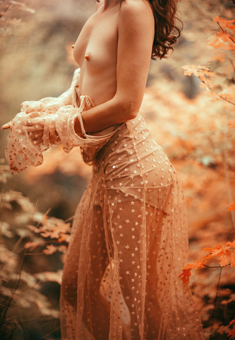 zoecwest star erotic galleries