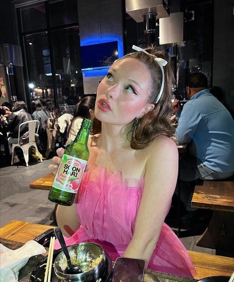 Zoe Colletti hd pornstar img