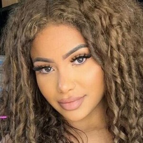 Zoebarista top star picture