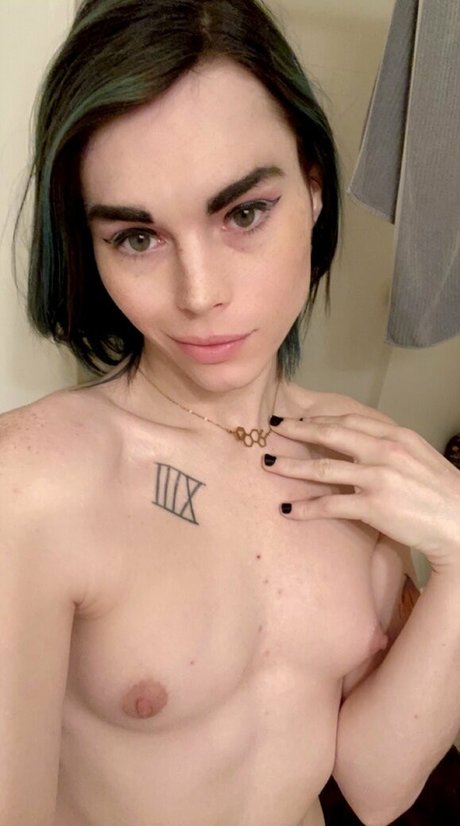 Zexion1337 naked model pic