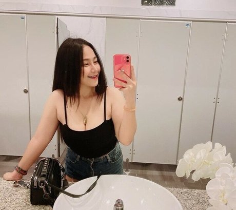 Zernanbababa hot star gallery