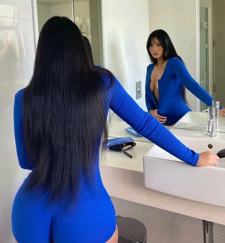 _estherng perfect model picture