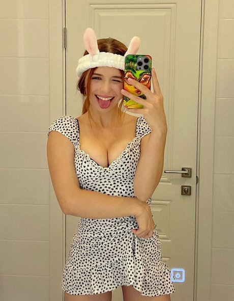 shulyyyyyy nudes star images