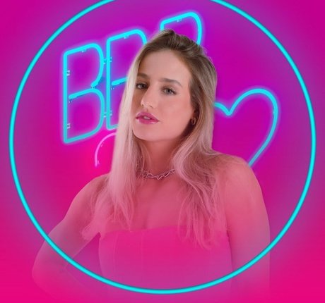 Bruna Griphao model top archive